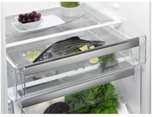 Холодильник ELECTROLUX EN 3888 AOX