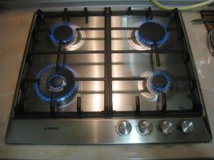 Варочная поверхность BOSCH PCH 615B90E