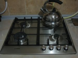 Варочная поверхность BOSCH PCH 615B90E