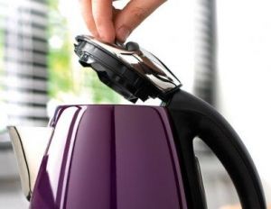 Чайник RUSSELL HOBBS 14962-70 Purple Passion