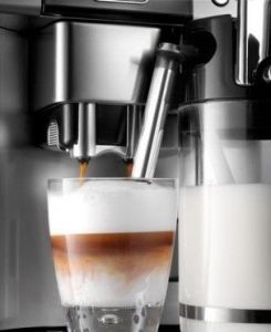 Кофеварка DELONGHI ESAM 6700