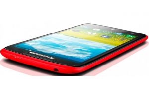 Смартфон Lenovo S820 Red